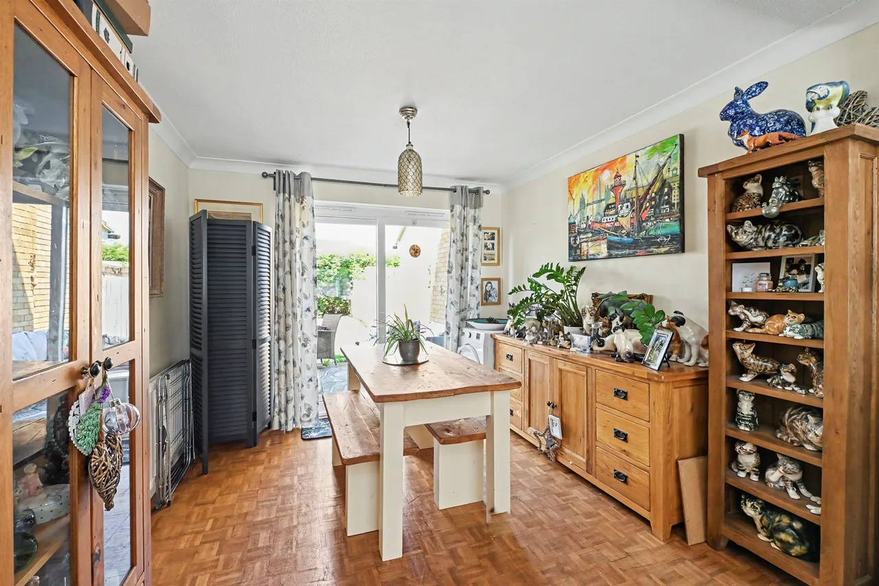 Verney Close, Tring, photo 5