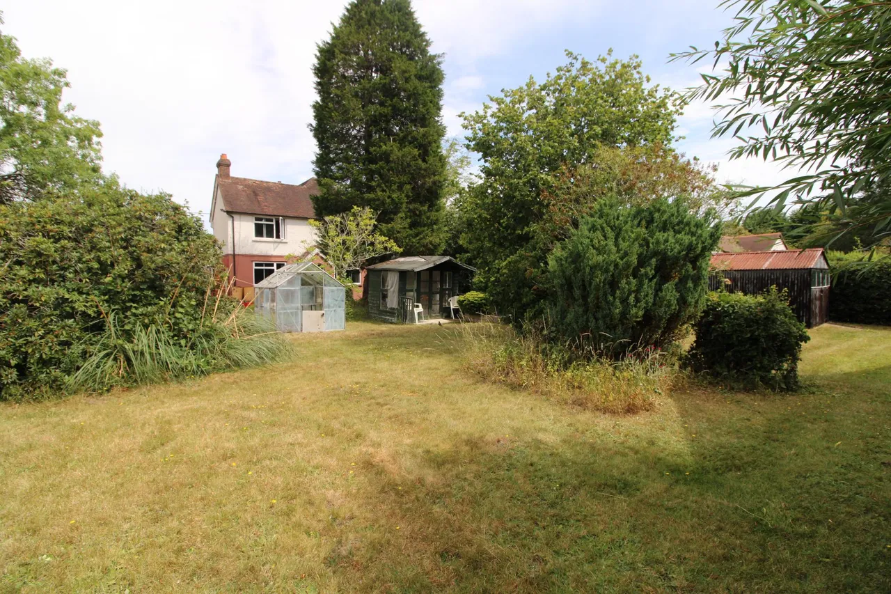 Franklin Avenue, Tadley, RG26, photo 4