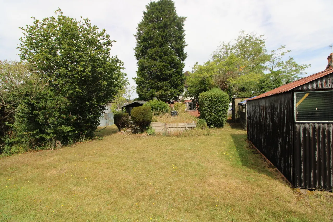 Franklin Avenue, Tadley, RG26, photo 13