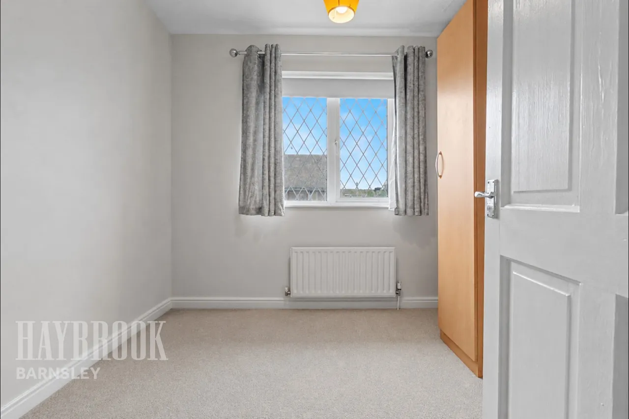 Middlecliffe Drive, Crow Edge, photo 14