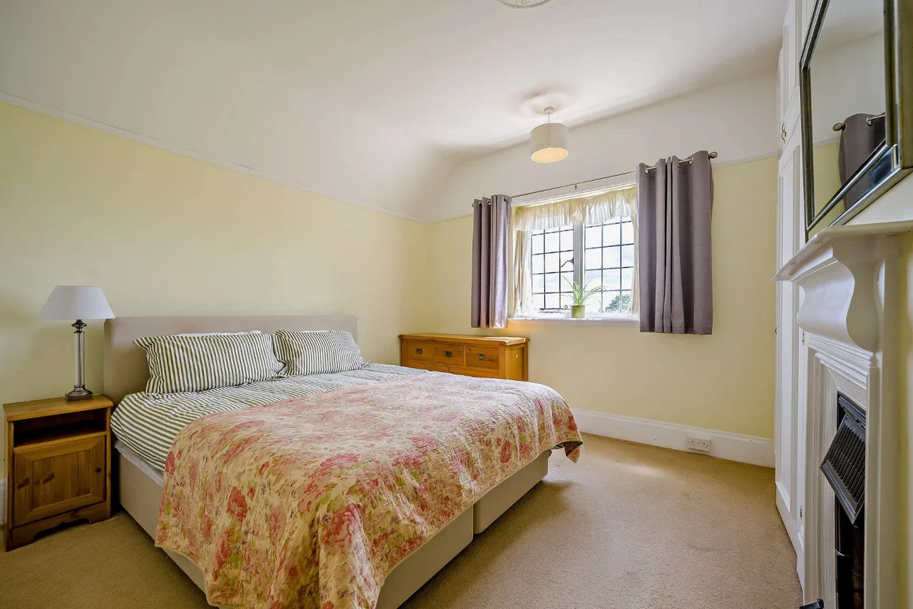Croeswylan Lane, Oswestry, SY10, photo 13
