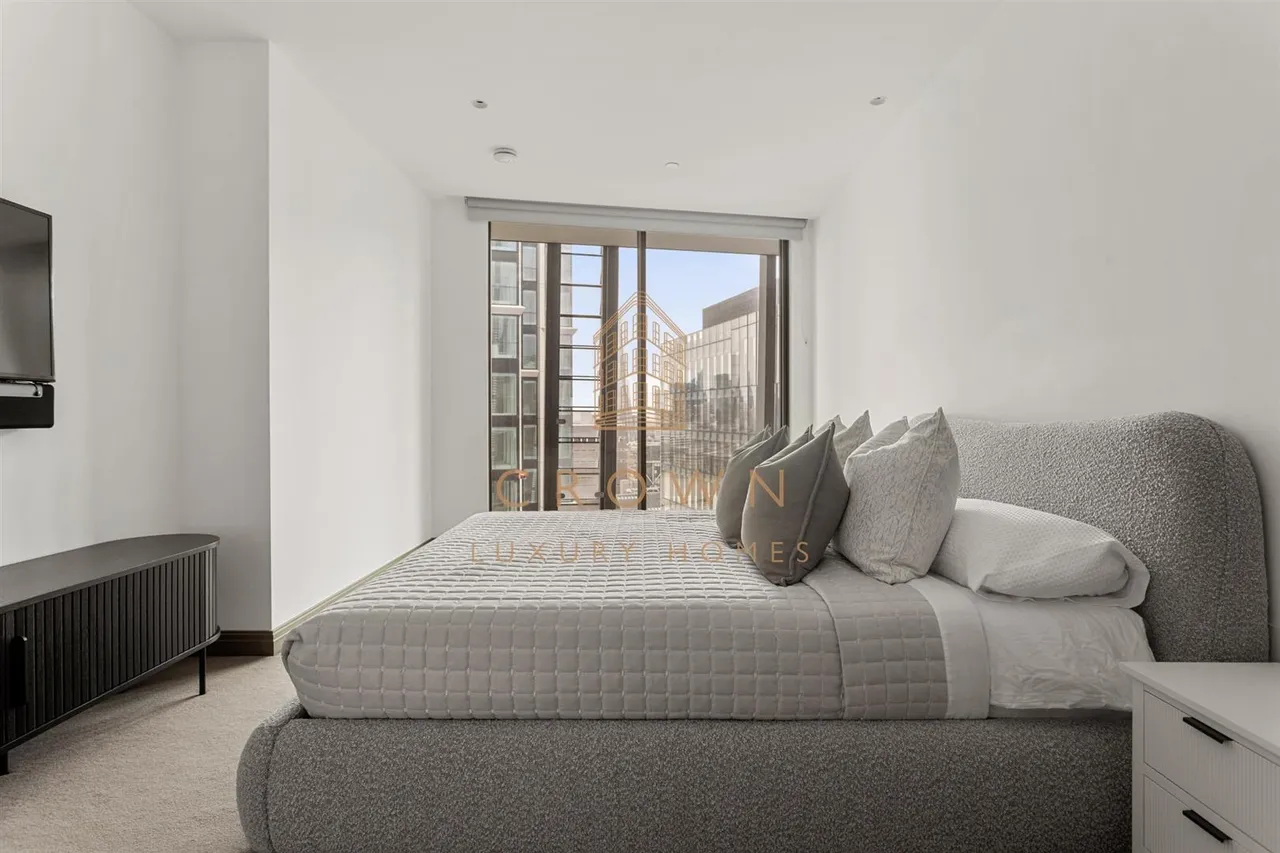 Blackfriars Road, London, SE1, photo 19