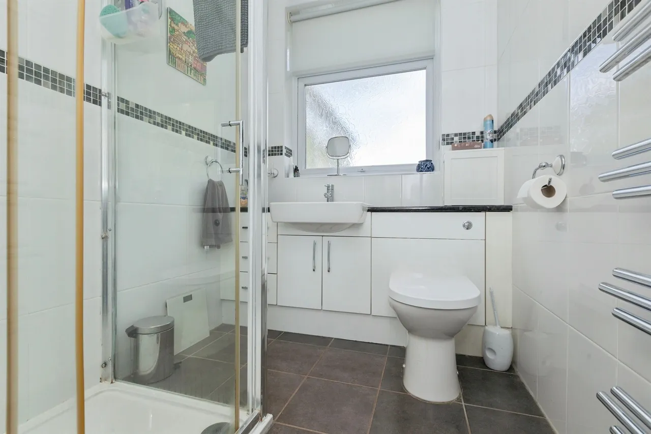 Grange Drive, Glen Parva, LE2, photo 16