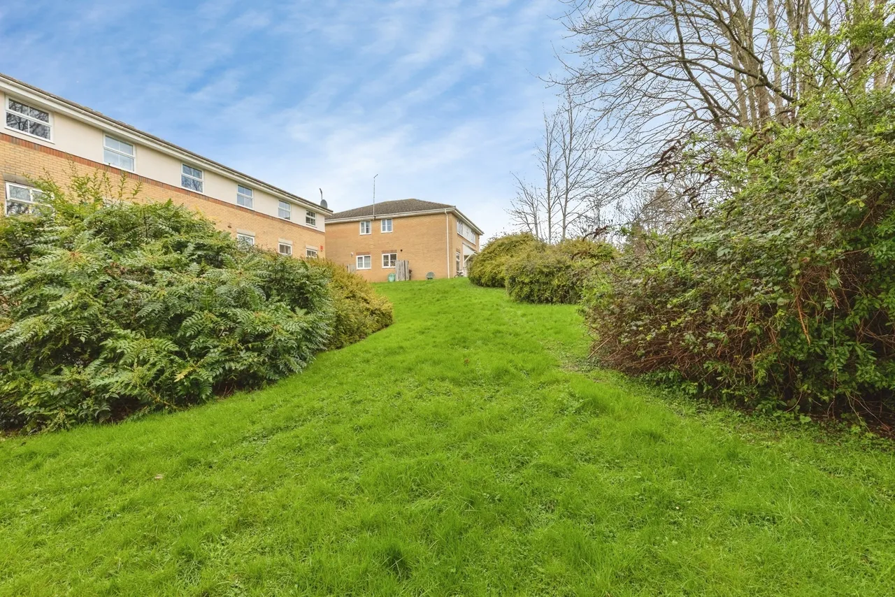 Alcove Road, Bristol, BS16, photo 7