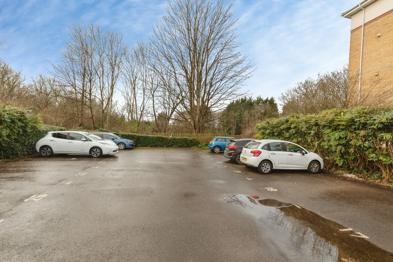 Alcove Road, Bristol, BS16, photo 10