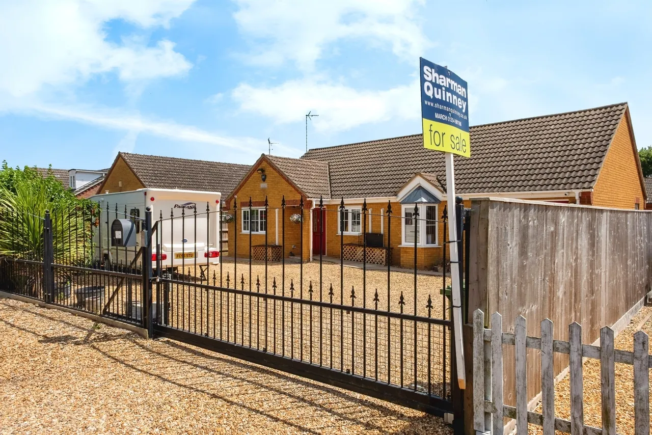 Back Road, Wisbech, PE13, photo 14