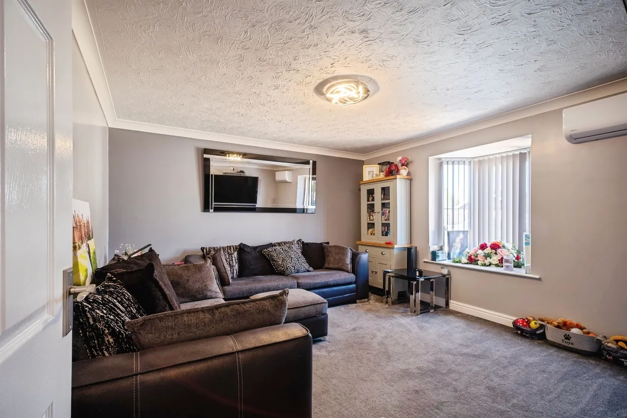 Back Road, Wisbech, PE13, photo 3