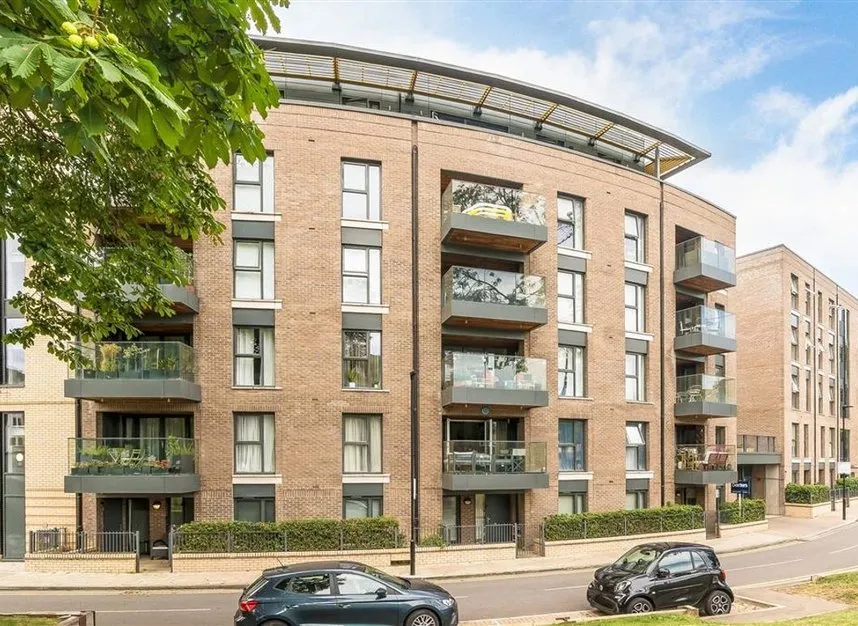 1 bed flat for sale — Bradley Road, Clapham, SW4