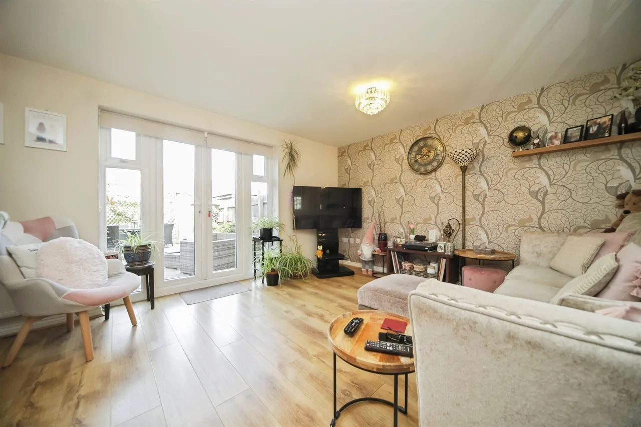 Jubilee Crescent, Needham Market, IPSWICH, photo 2