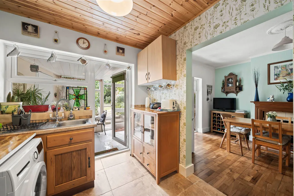 Malden Road Cheam, Sutton SM3 8QU, photo 5
