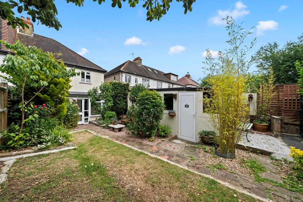 Malden Road Cheam, Sutton SM3 8QU, photo 24