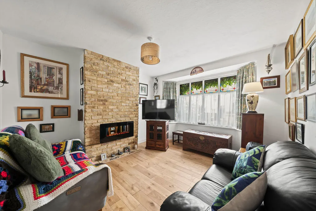 Malden Road Cheam, Sutton SM3 8QU, photo 2