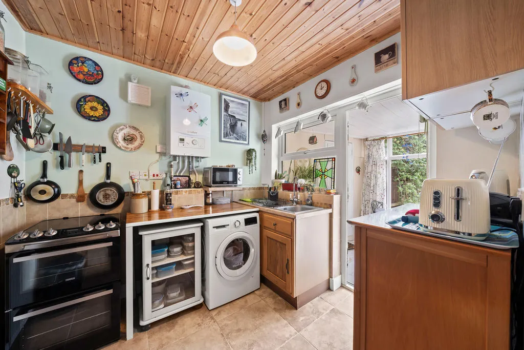 Malden Road Cheam, Sutton SM3 8QU, photo 6