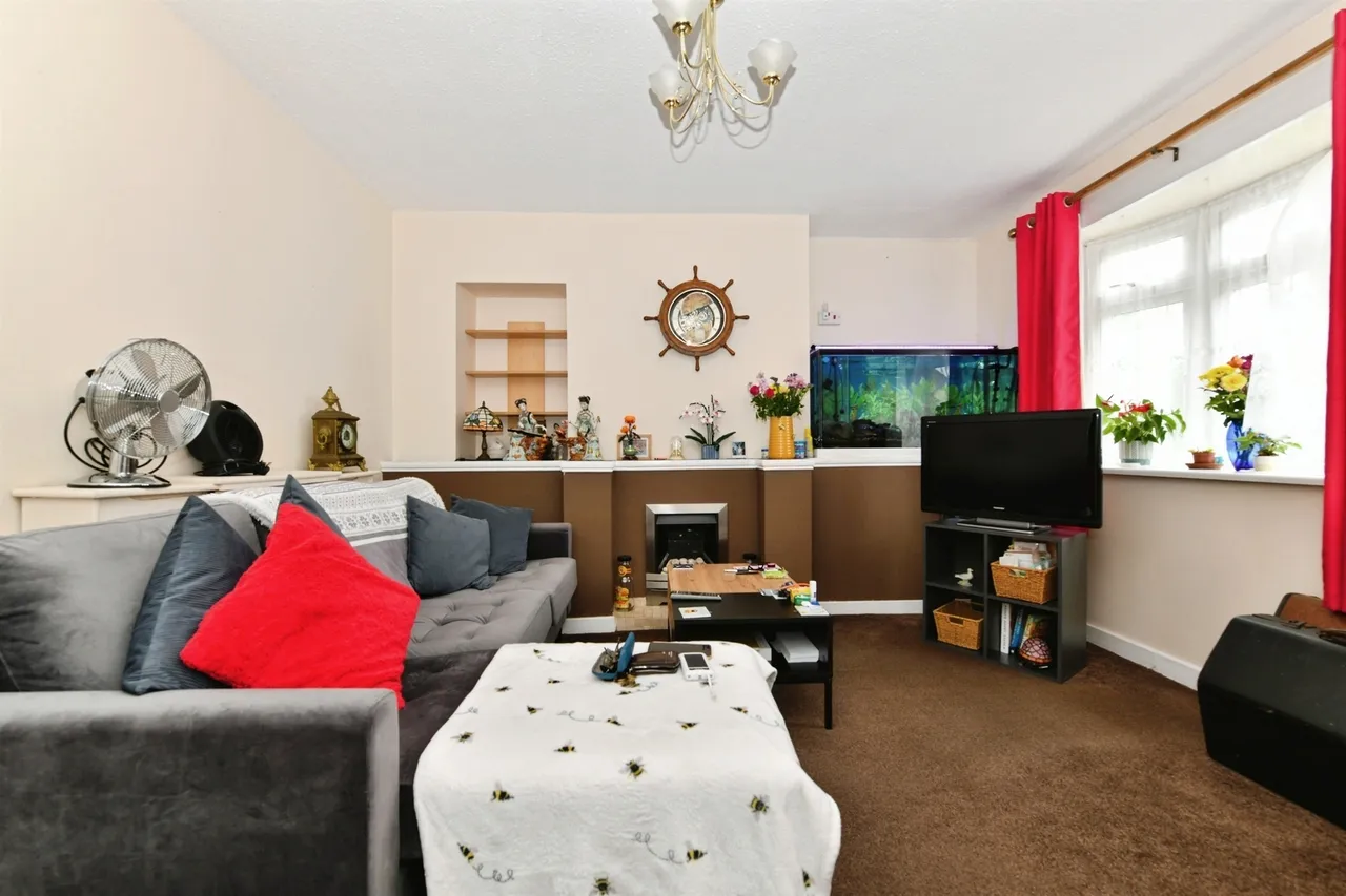 Bideford Crescent, Knowle, Bristol, photo 2