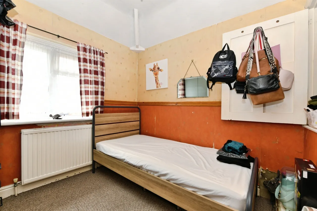 Bideford Crescent, Knowle, Bristol, photo 6
