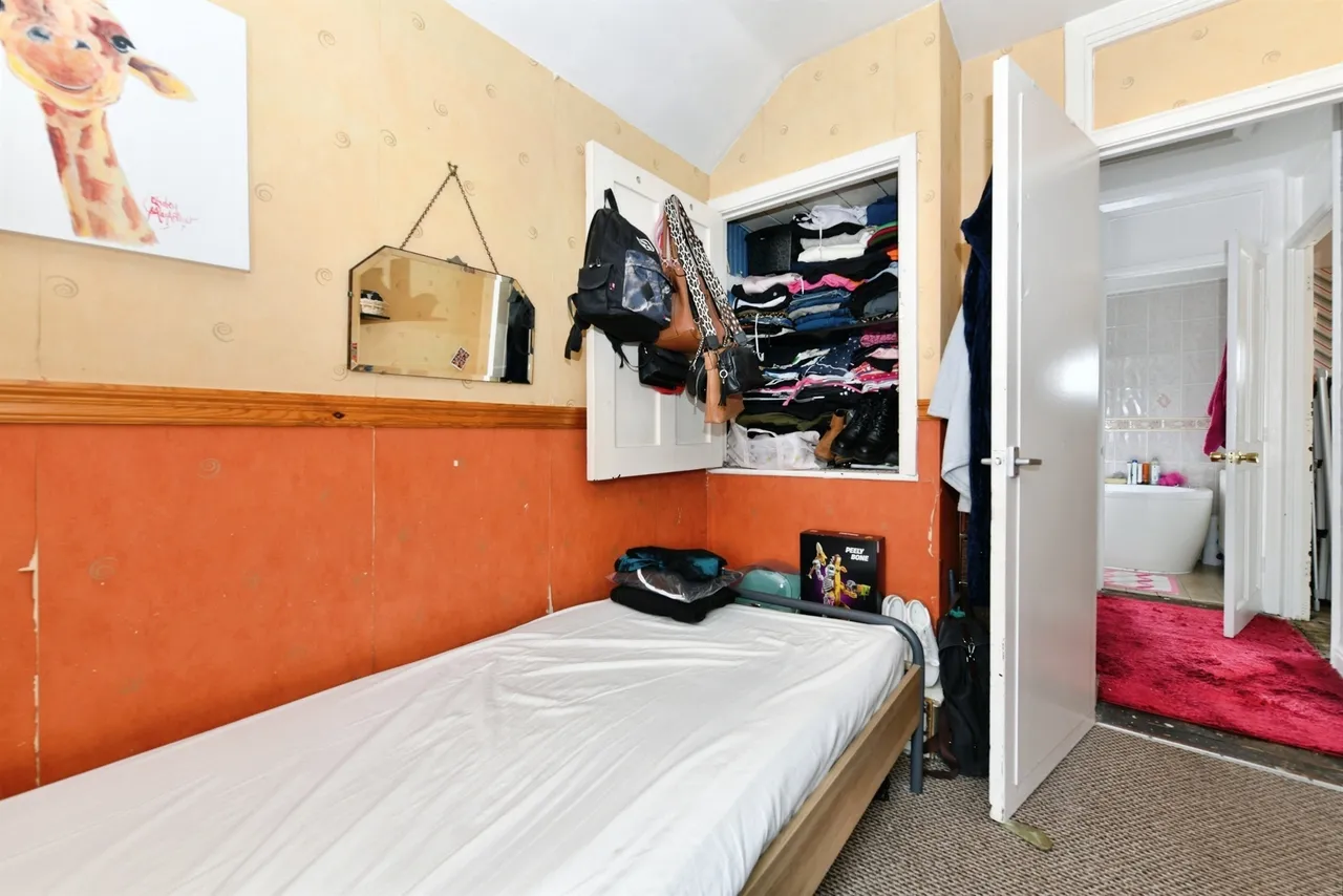 Bideford Crescent, Knowle, Bristol, photo 7