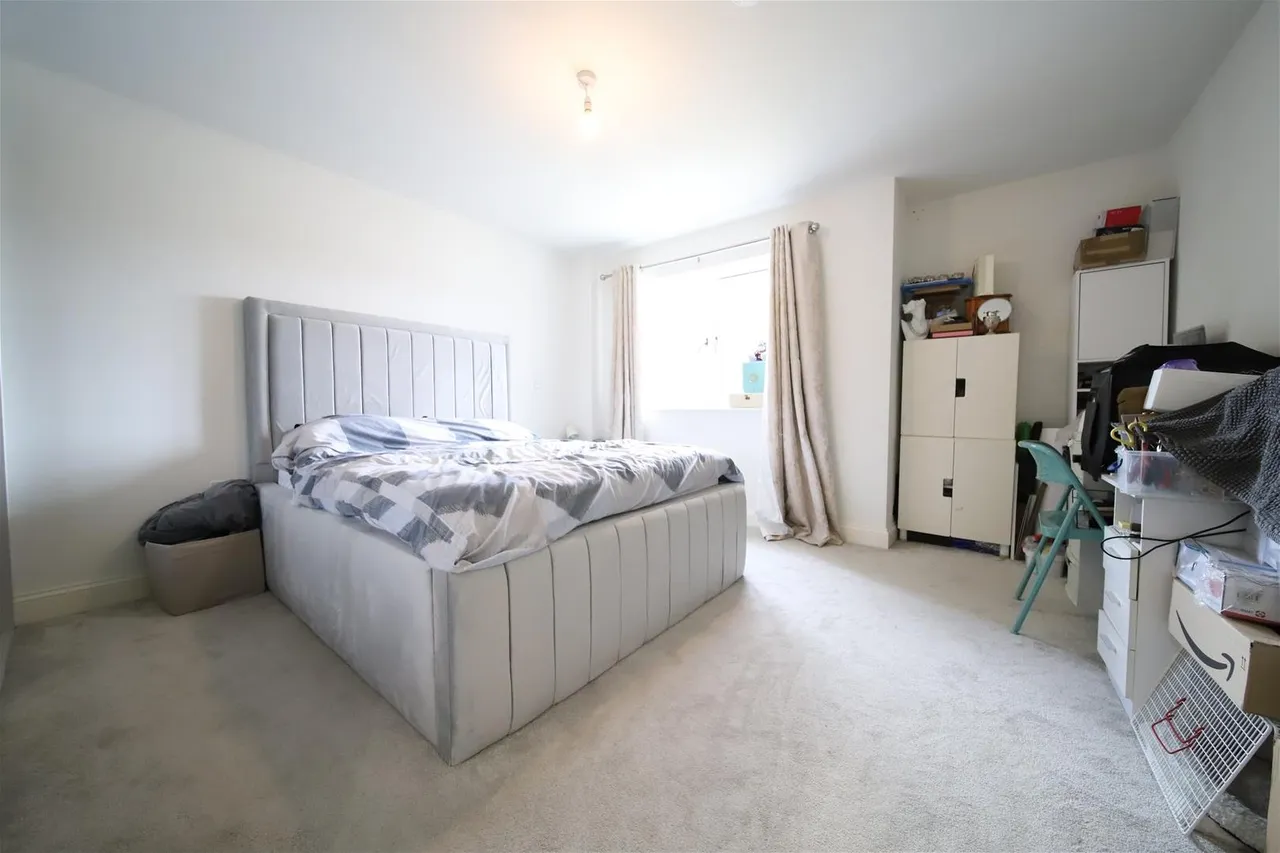 The Ridgeway, Enfield, Middlesex EN2 8GG, photo 12