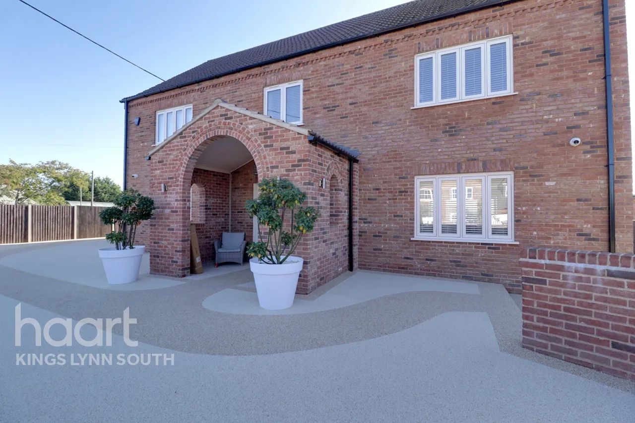 5 bed house for sale, The Drove, Downham Market, PE38