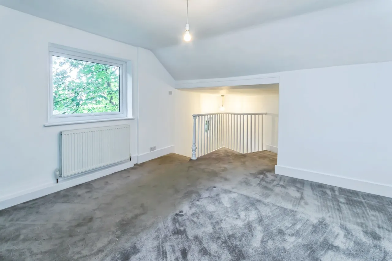 Waller Lane, Caterham, Surrey, CR3, photo 7