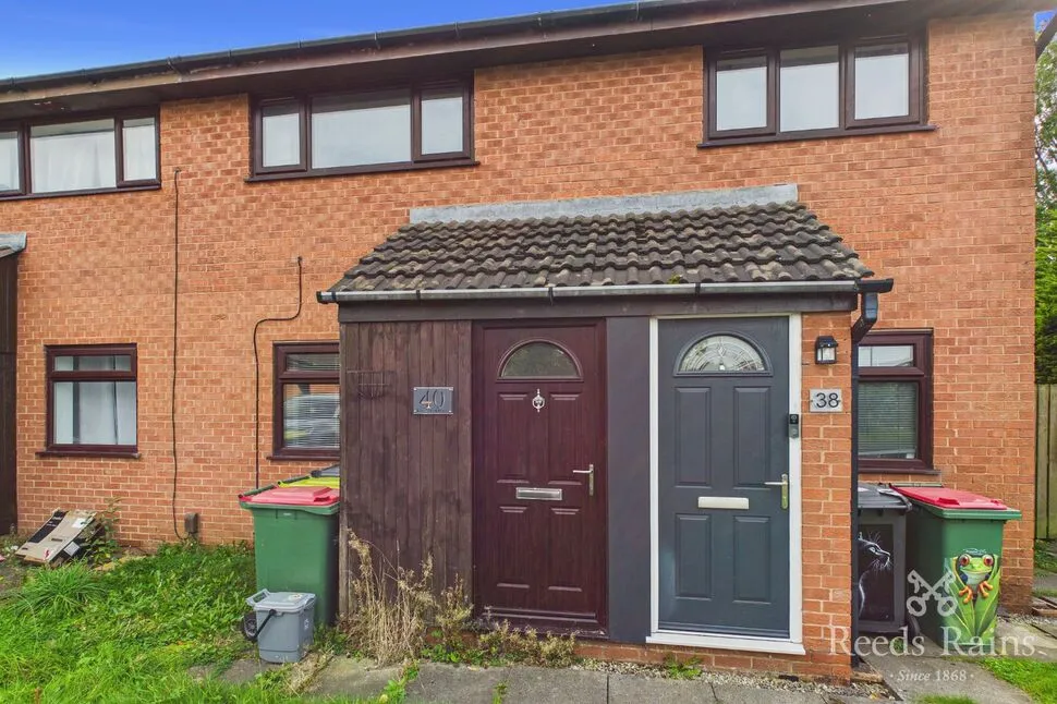 2 bed flat for sale, Longley Close, Fulwood, PR2