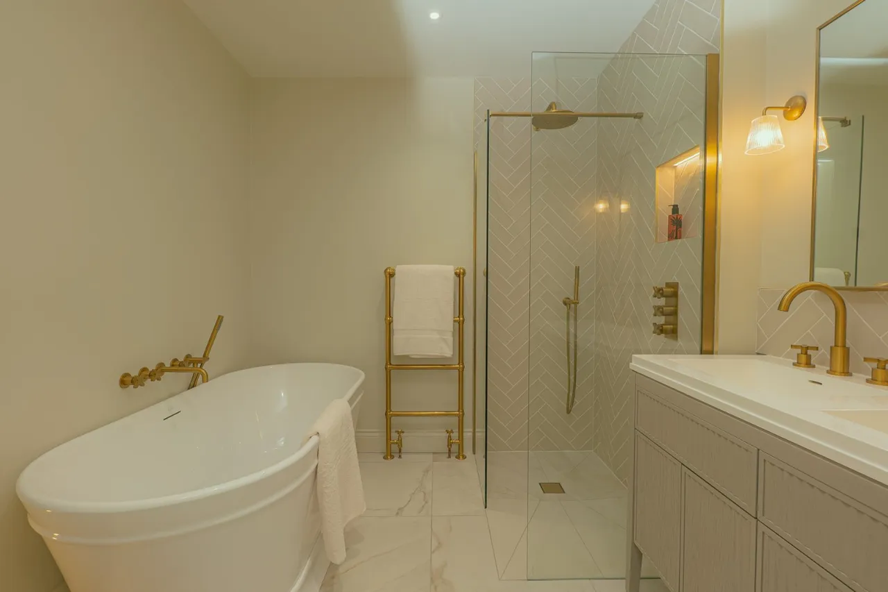 Platts Lane, London, NW3, photo 14