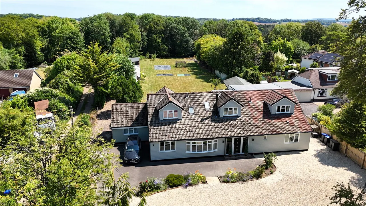 5 bed house for sale — Tytherley Road, Winterslow, Salisbury, Wiltshire, SP5 1PZ