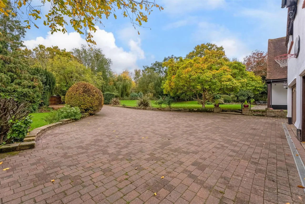Oakwood Close, Chislehurst, photo 28