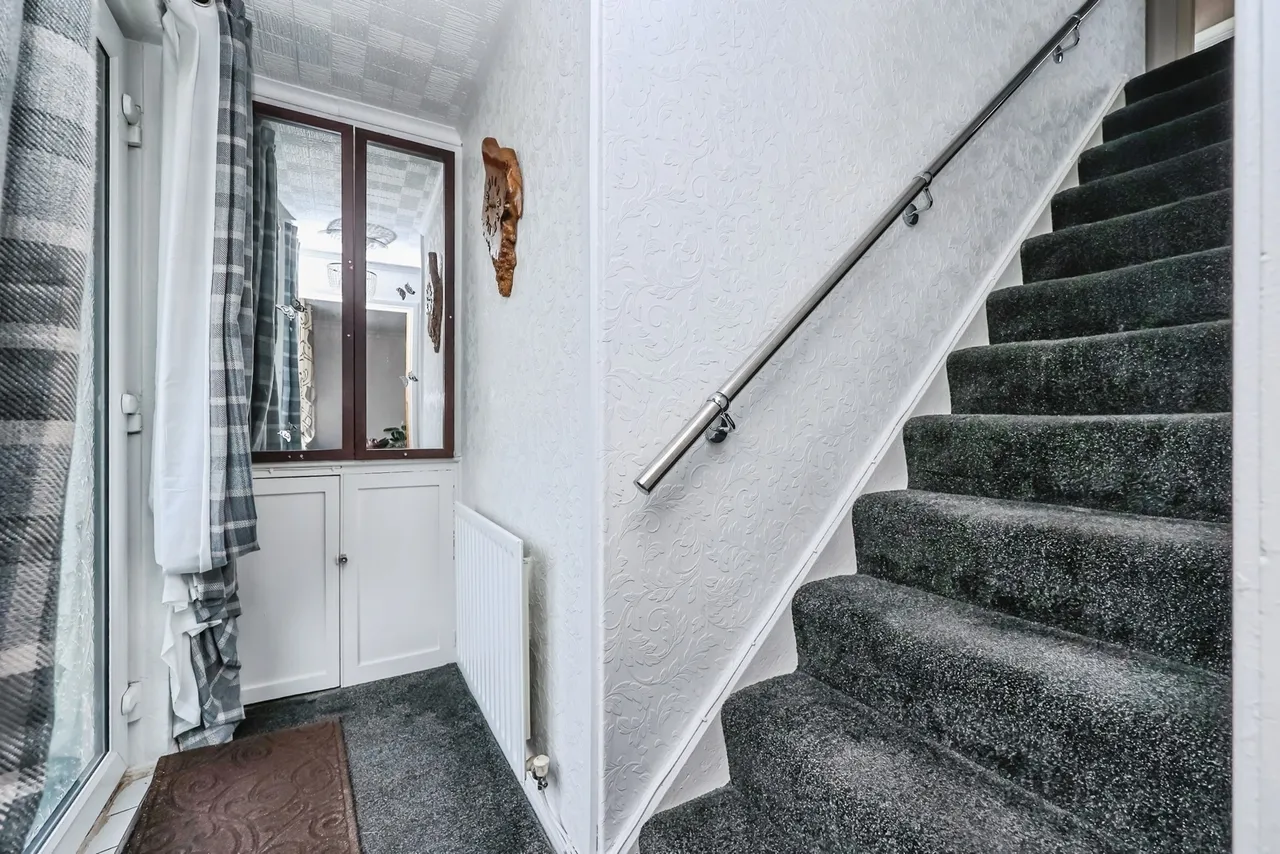 Summerwood Lane, Clifton, Nottingham, NG11, photo 9