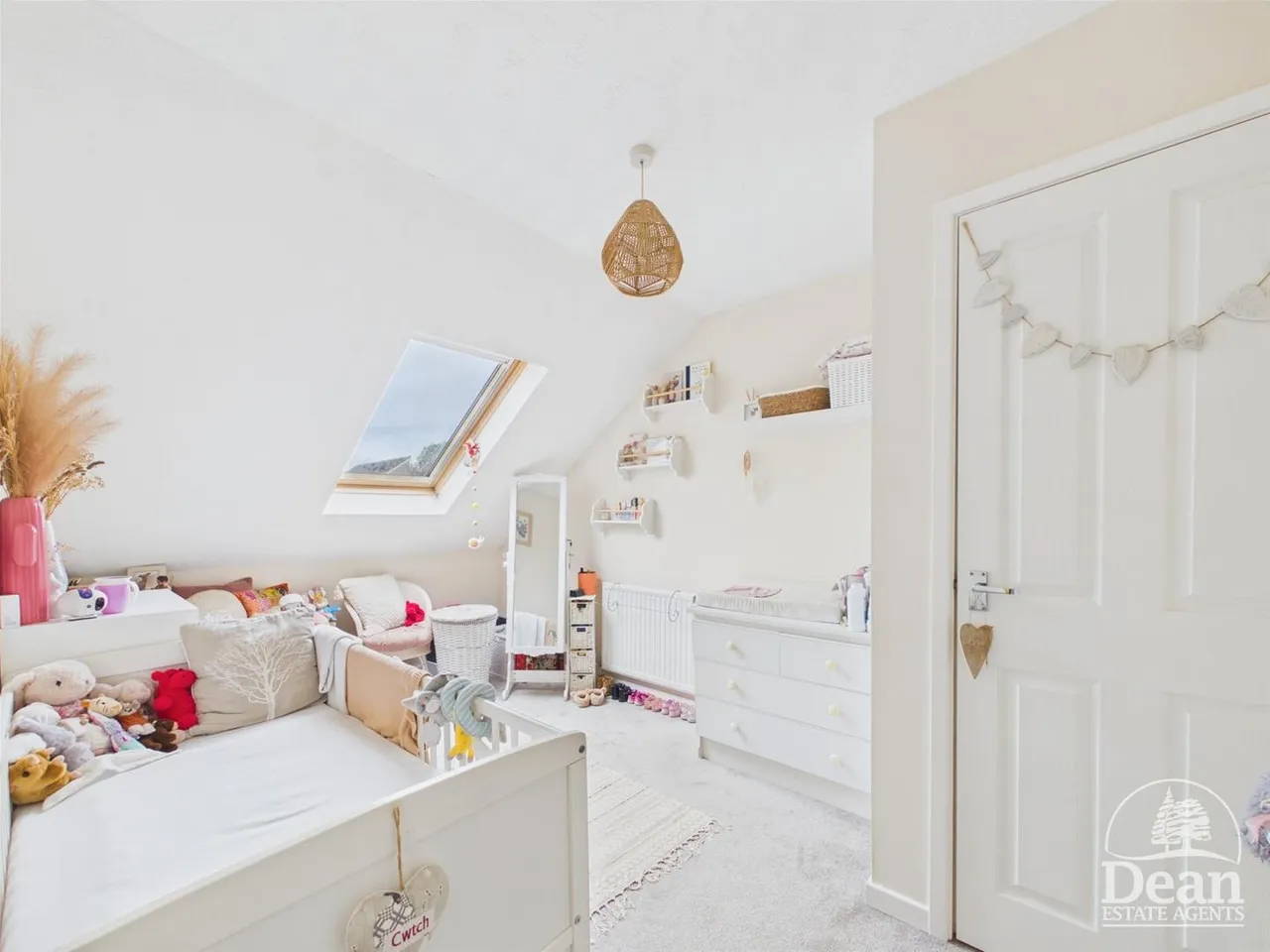 Darters Close, Lydney, photo 6
