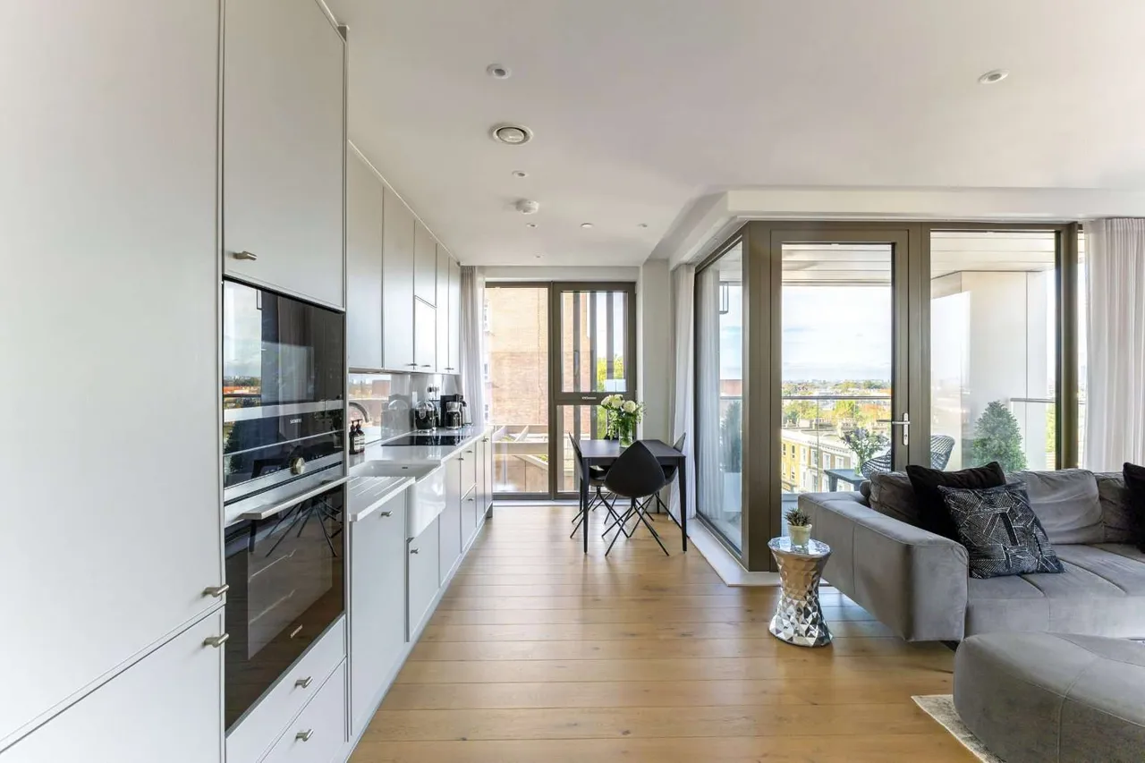 Upper Richmond Road, Putney, SW15, photo 5