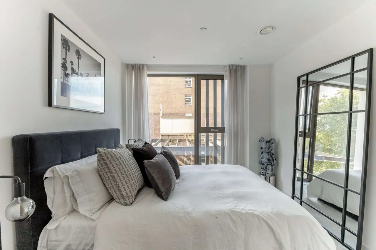 Upper Richmond Road, Putney, SW15, photo 9