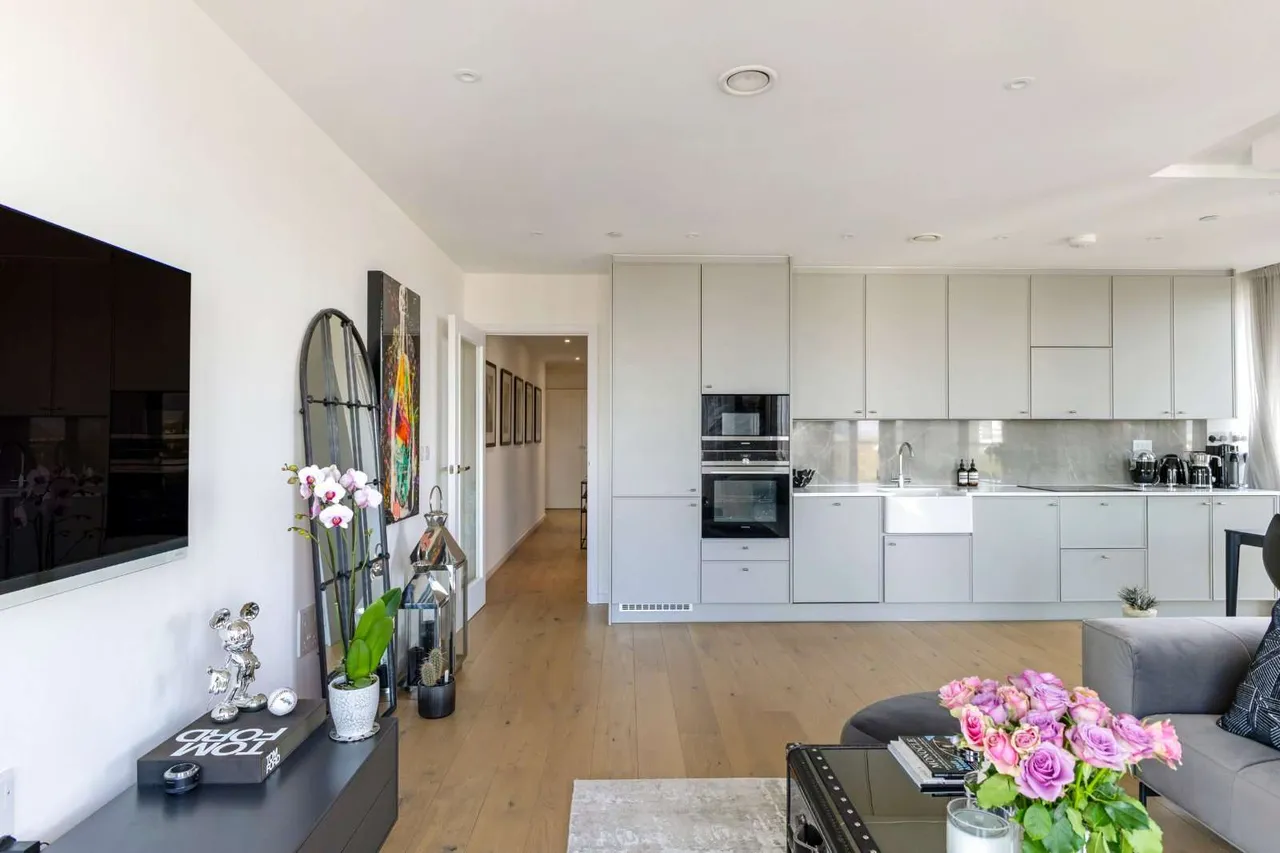 Upper Richmond Road, Putney, SW15, photo 8