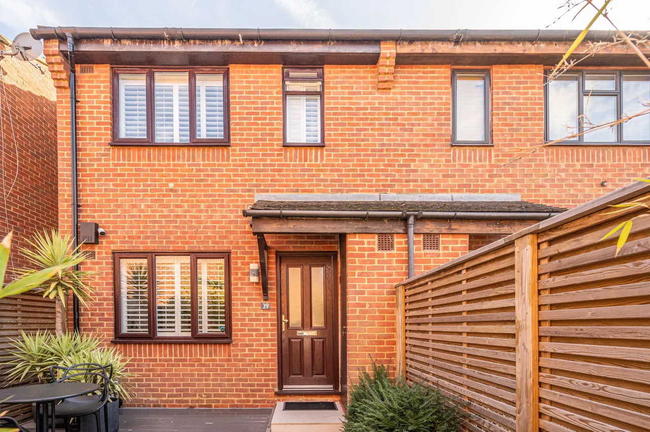 1 bed house for sale, London, SW16