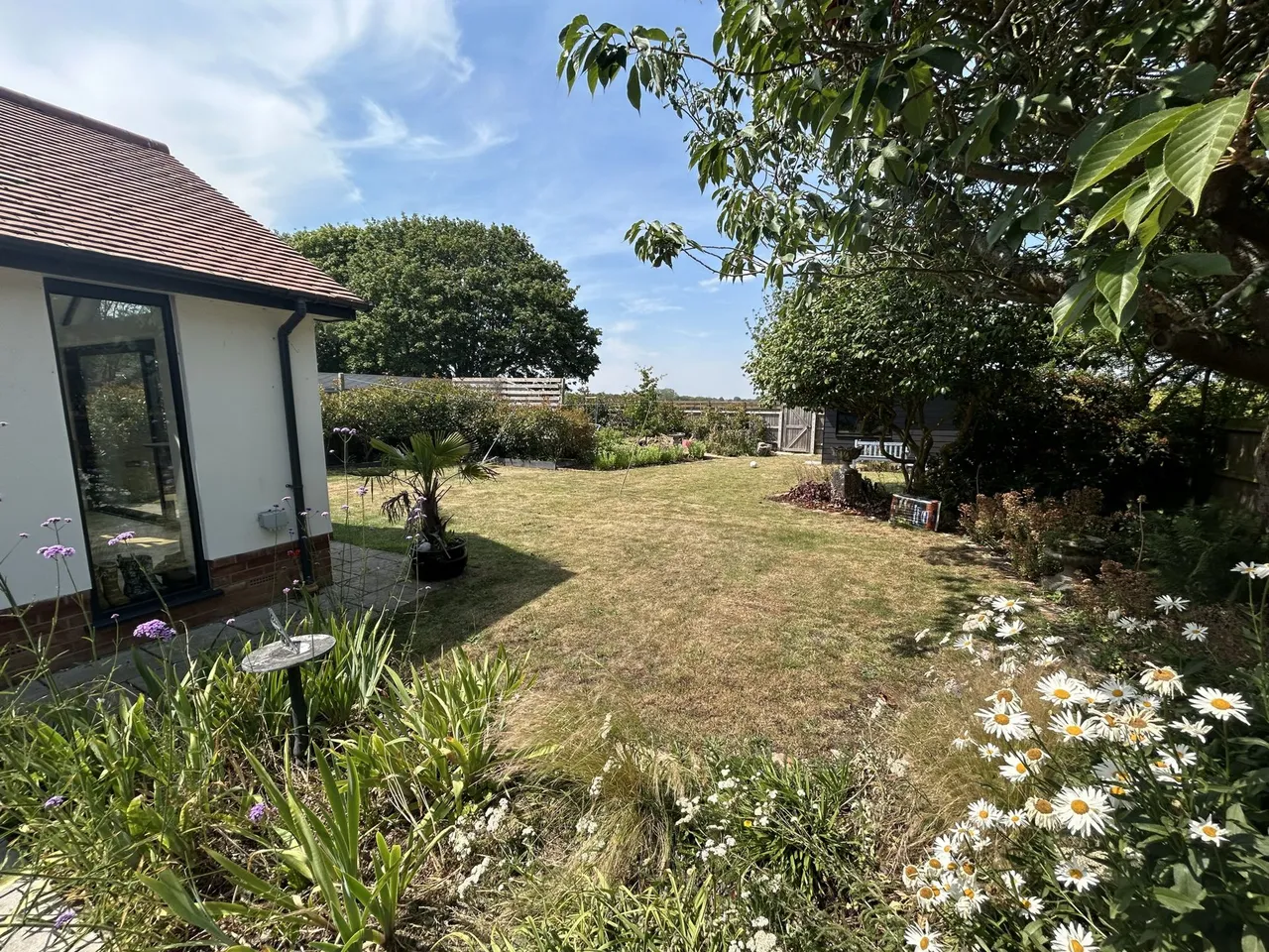 Links Avenue, Felixstowe, Suffolk, IP11 9HD, photo 26