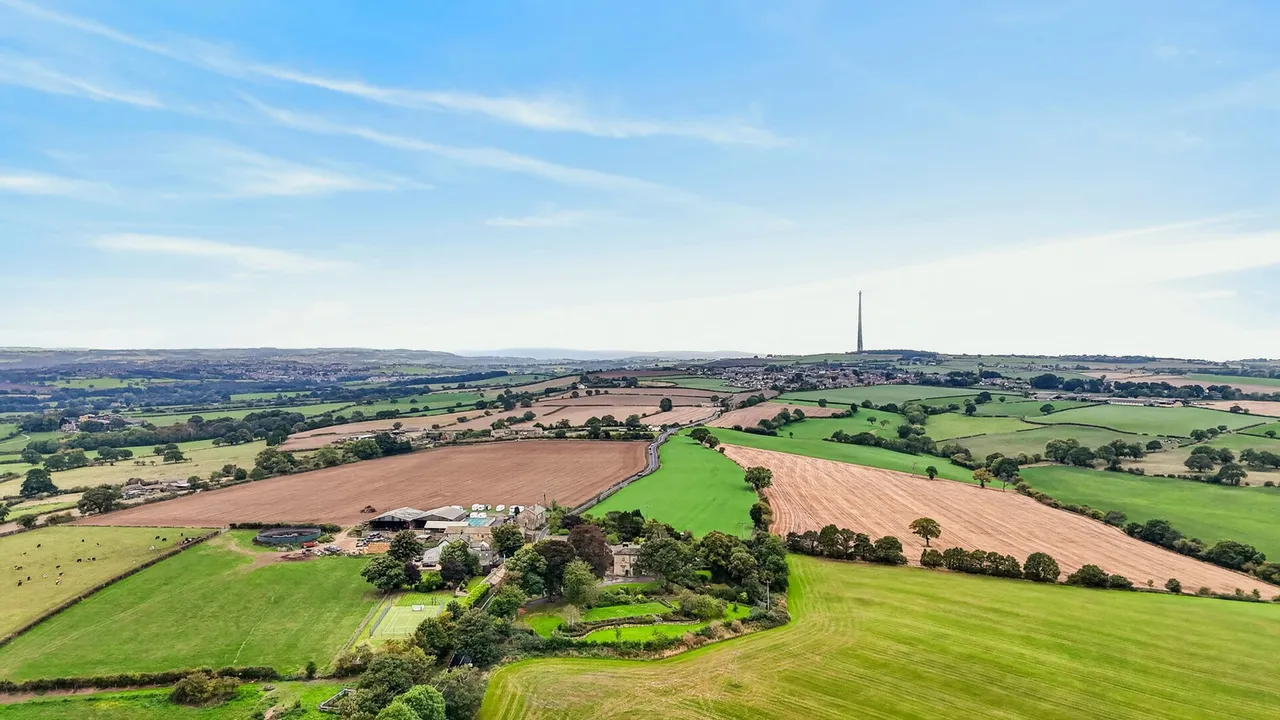 Emley Woodhouse, Huddersfield, HD8, photo 58