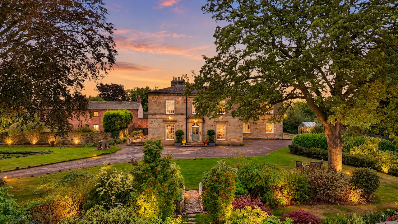 Emley Woodhouse, Huddersfield, HD8, photo 4