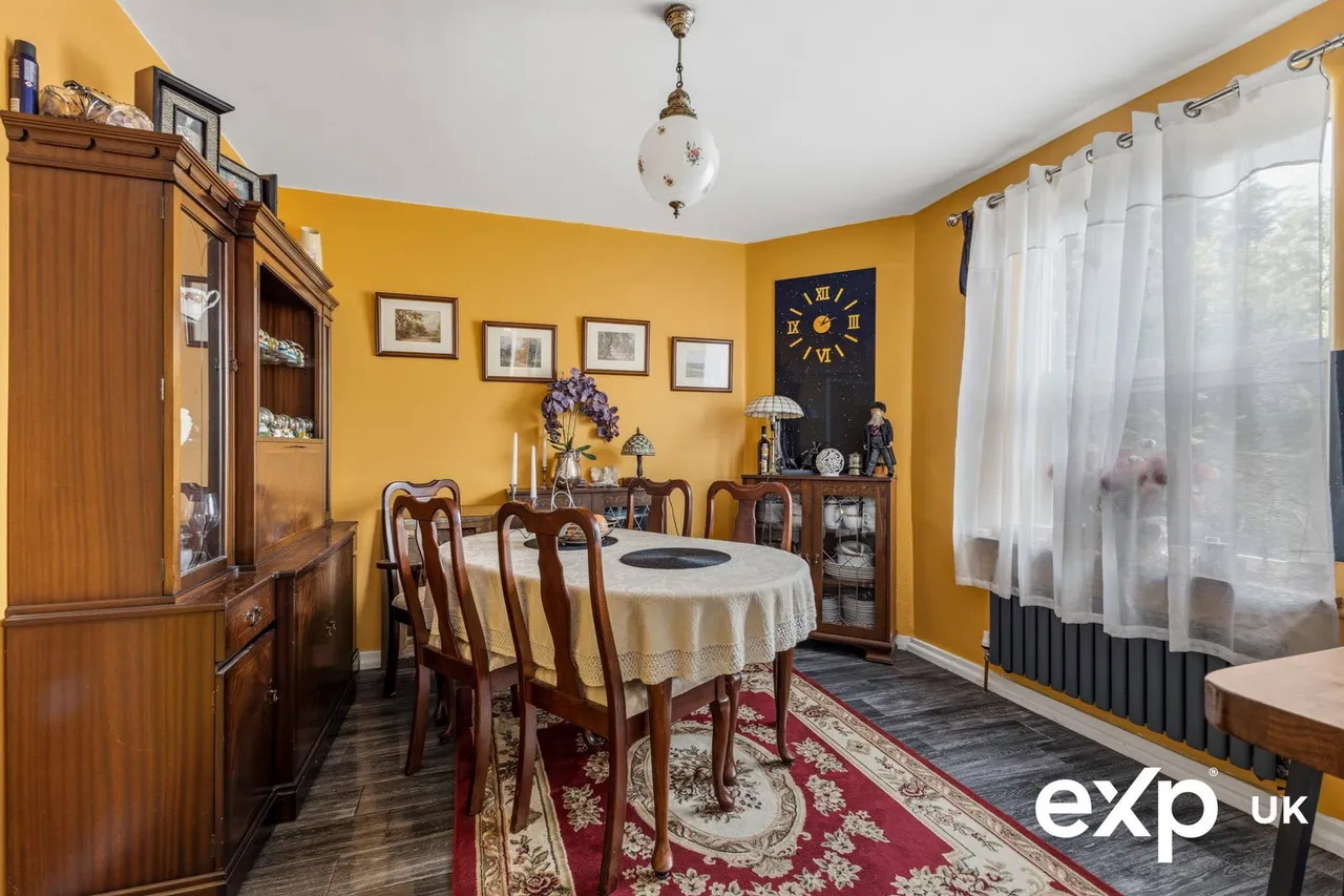 Bonnington Crescent, Sherwood, Nottingham, NG5 3EY, photo 9