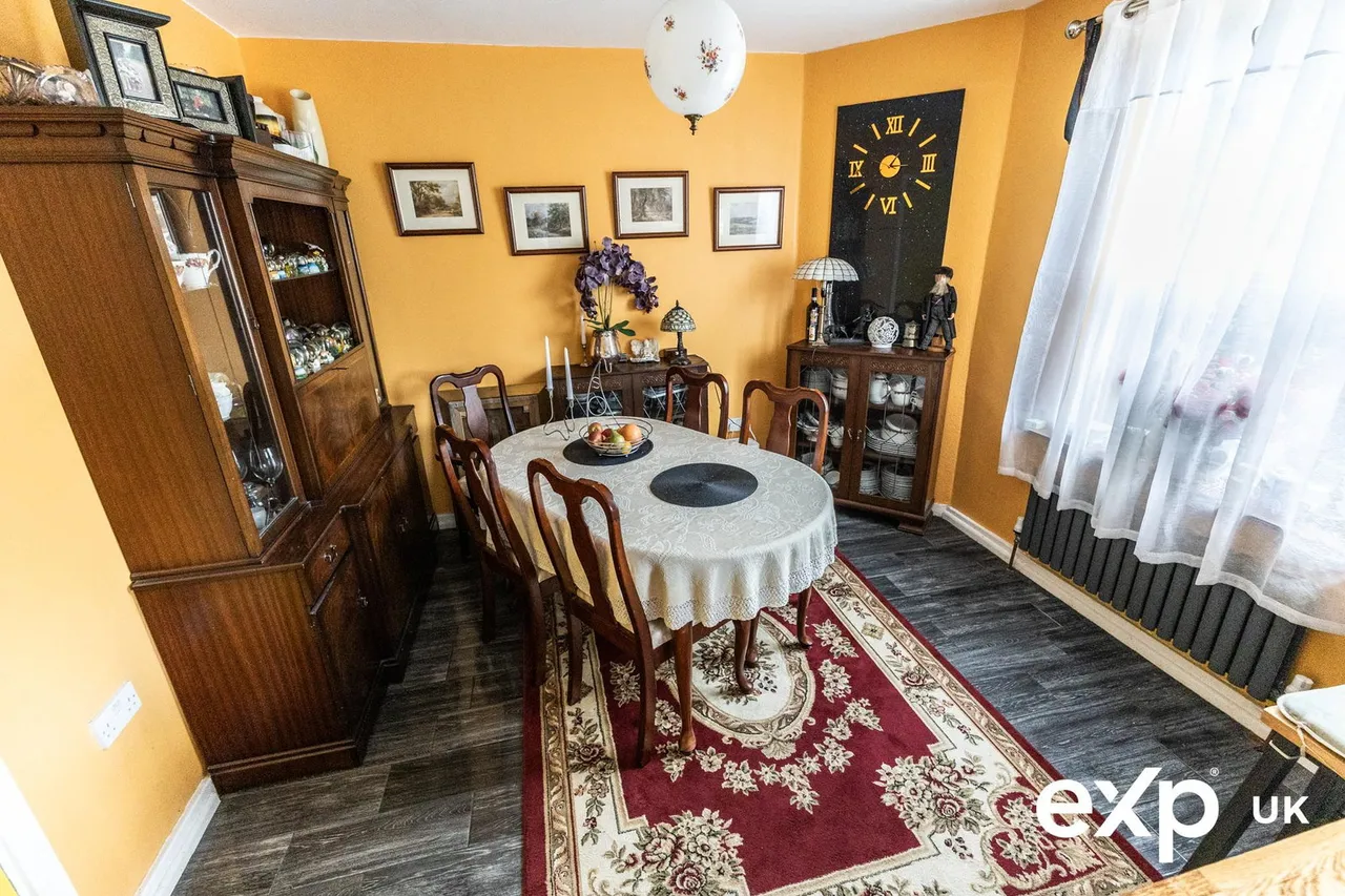 Bonnington Crescent, Sherwood, Nottingham, NG5 3EY, photo 11