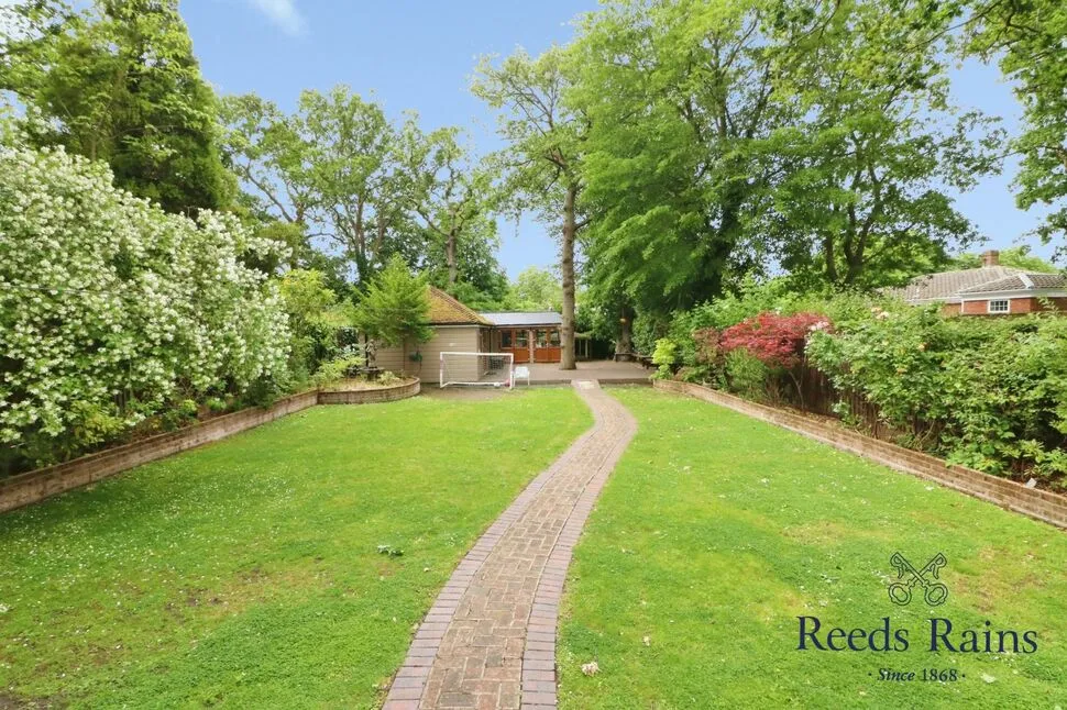 Tomswood Road, Chigwell, Essex, IG7, photo 6