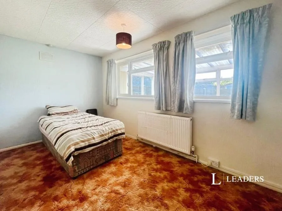 Pound Farm Drive, Lowestoft, NR32, photo 8