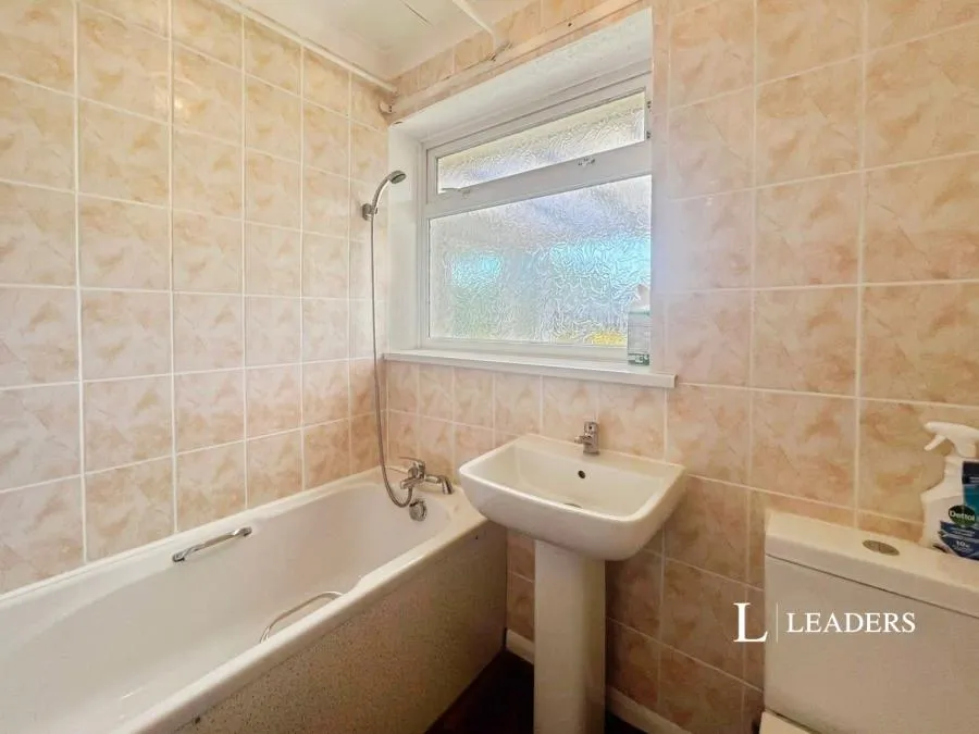 Pound Farm Drive, Lowestoft, NR32, photo 5