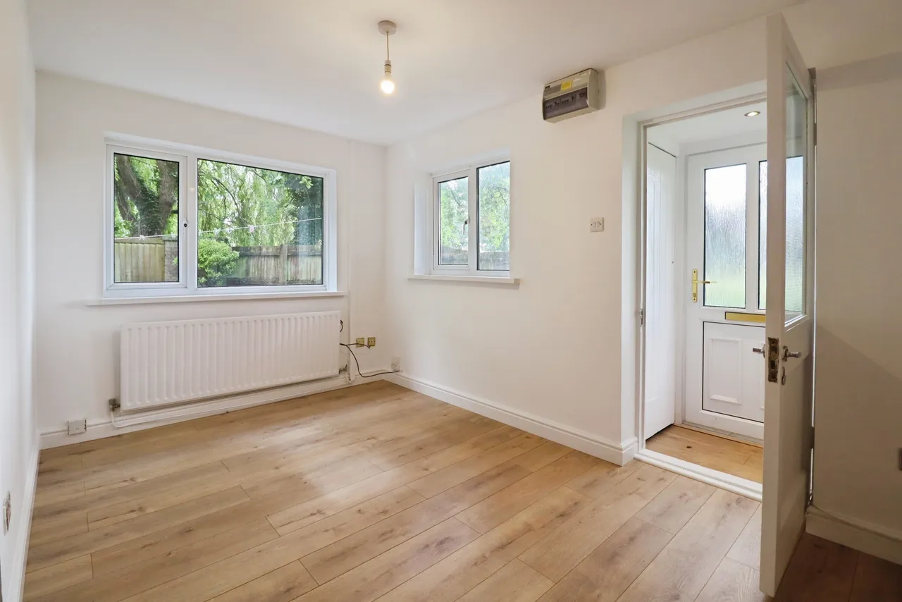 Fairhaven Close, Cardiff, photo 2