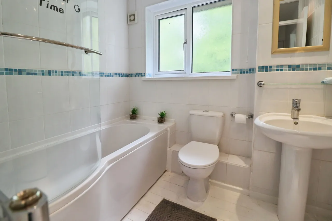Fairhaven Close, Cardiff, photo 8