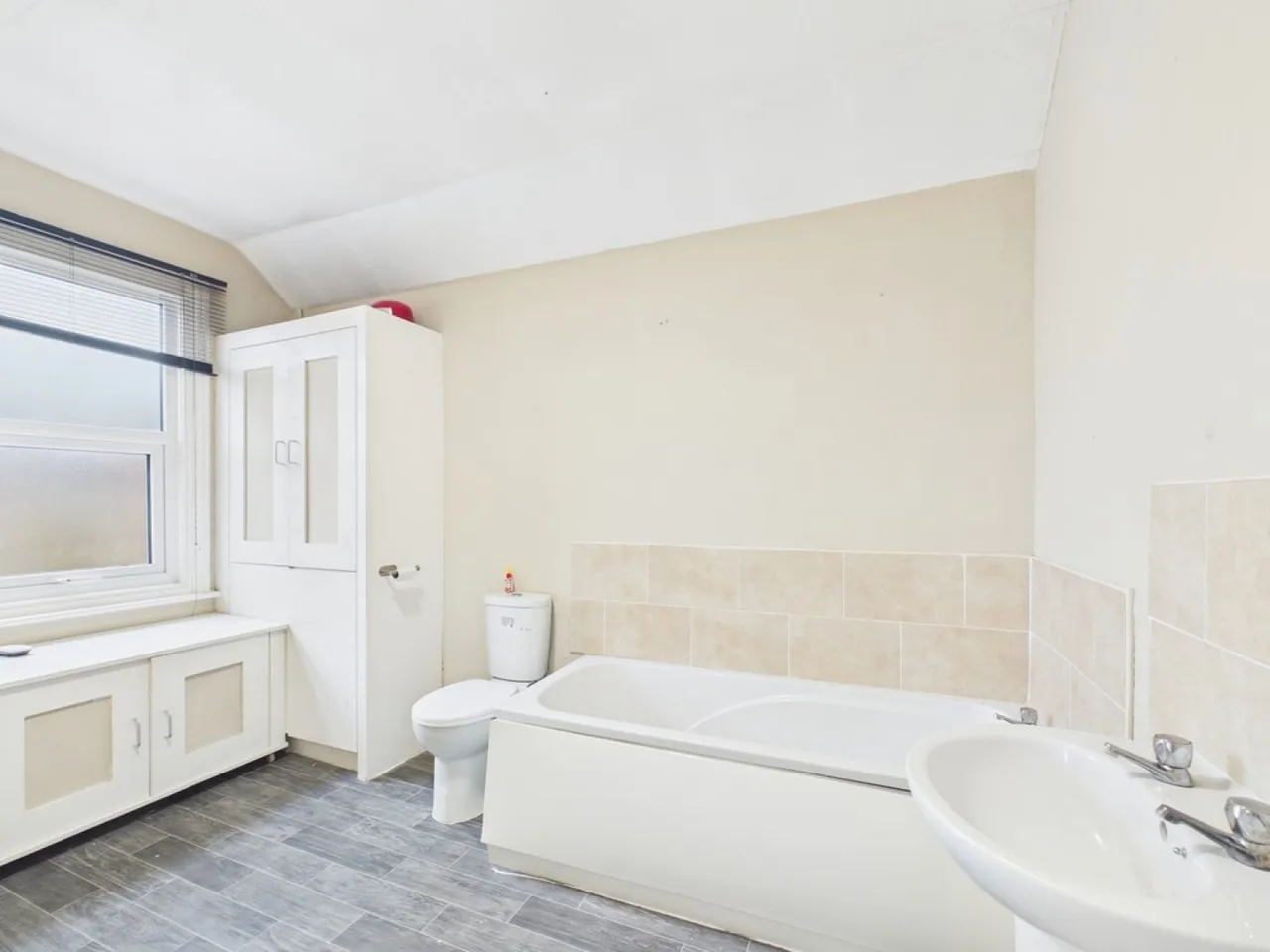 Henry Street, ST16, photo 4