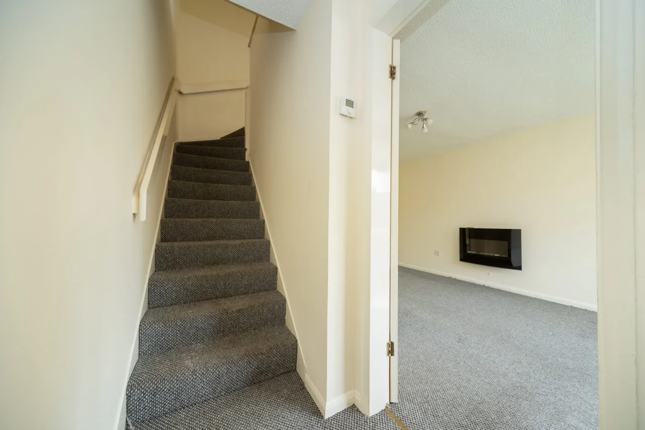 Acacia Close, Leicester Forest East, Leicester, Leicester, LE3 3PX, photo 2