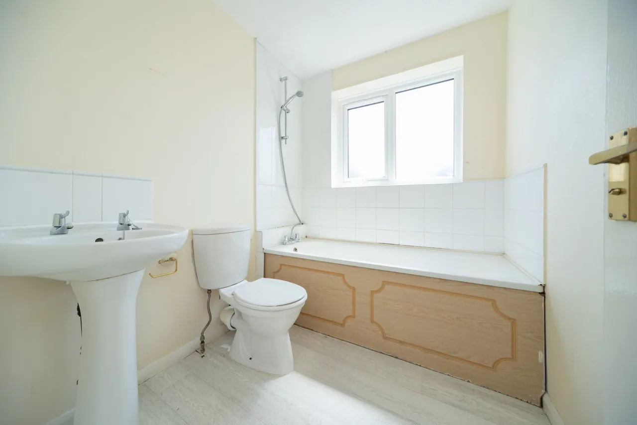 Acacia Close, Leicester Forest East, Leicester, Leicester, LE3 3PX, photo 14