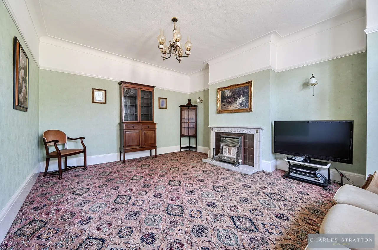Main Road, Romford, Essex, RM2 6LS, photo 7