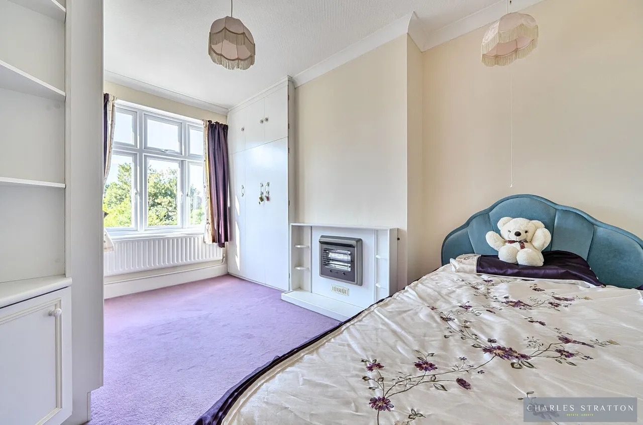 Main Road, Romford, Essex, RM2 6LS, photo 13