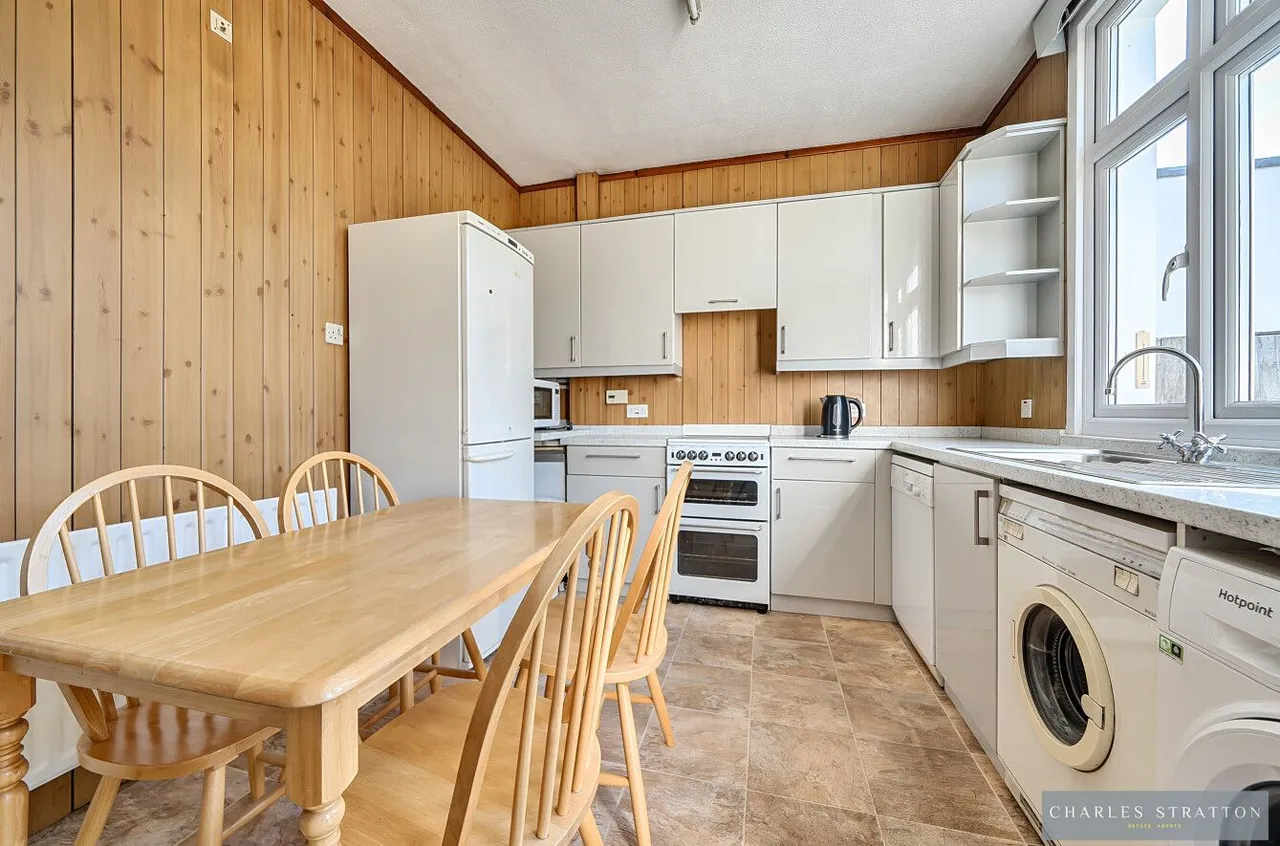 Main Road, Romford, Essex, RM2 6LS, photo 10