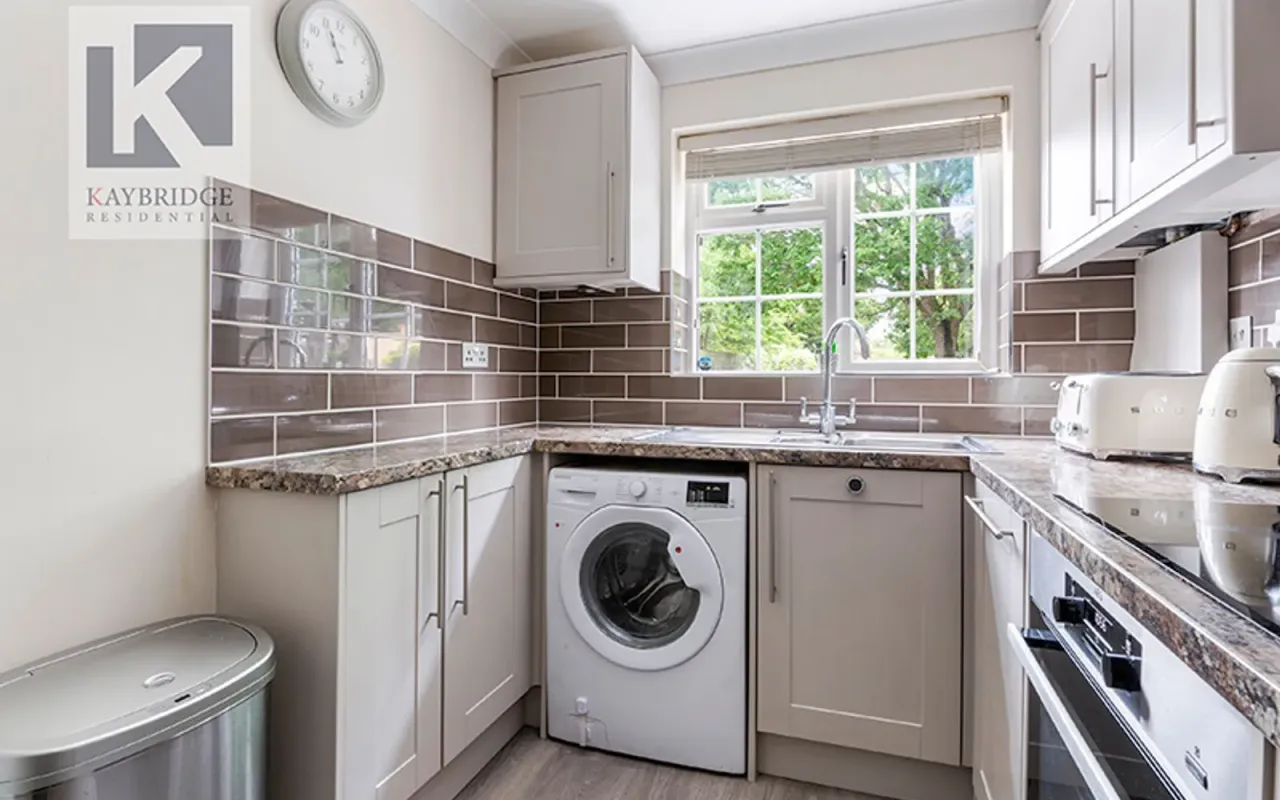 Chelsea Close, Worcester Park, KT4, photo 9
